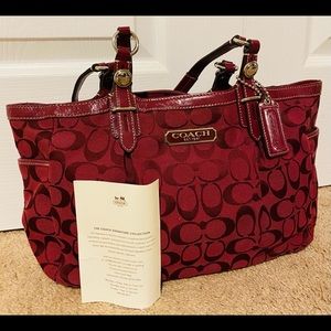 Coach Purse/Handbag Signature Collection
